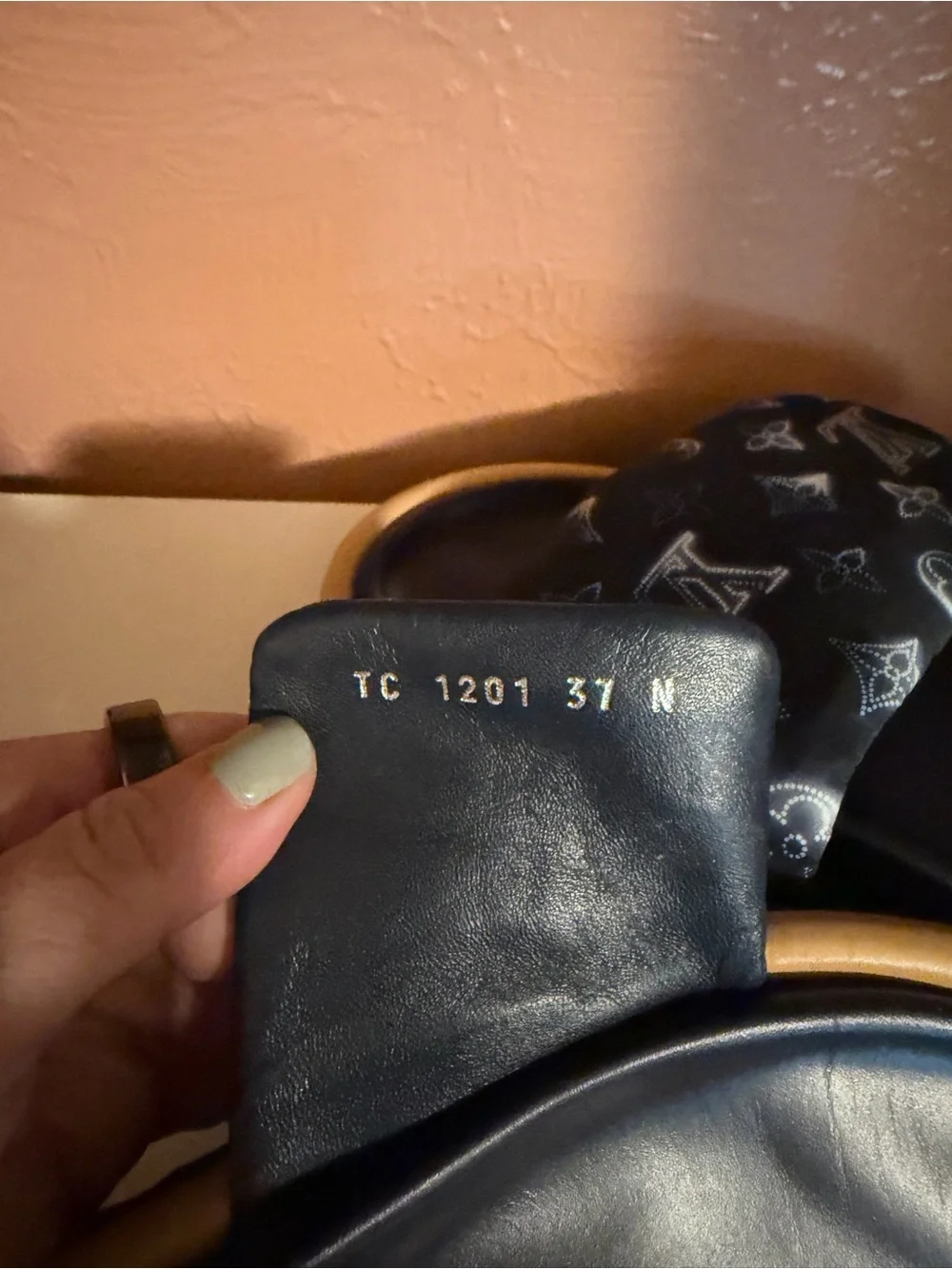 Louis Vuitton Pool Pillow Comfort Mule in navy blue